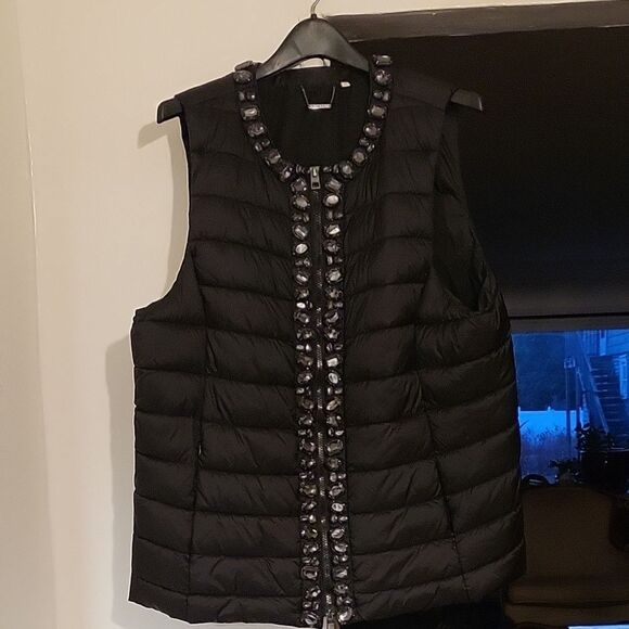 Chico's Black Embellished Puffer Vest - Picture 5 of 10